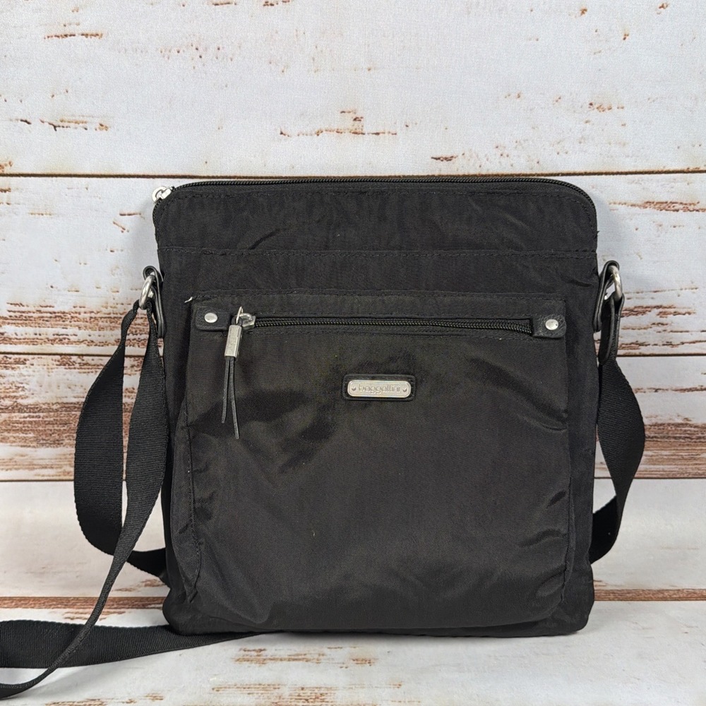 Baggallini Black Go Bagg Nylon Crossbody Handbag Travel Purse Multi Pocket